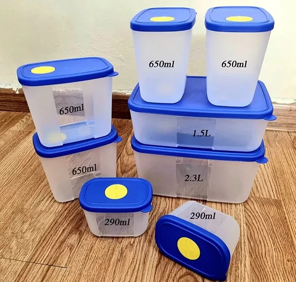 Alt: Bộ hộp bảo quản Tupperware