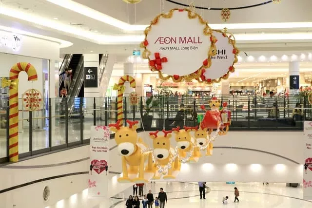 alt text: Aeon Mall Long Biên - Điểm đến lý tưởng cho mùa Giáng Sinh