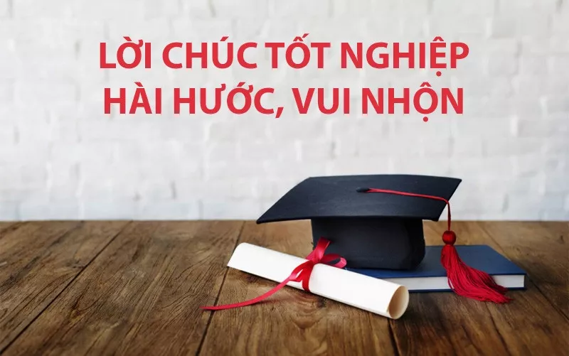alt text: Hình ảnh sinh viên vui mừng trong lễ tốt nghiệp