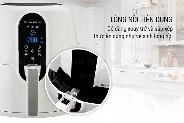 alt text: Lòng nồi Lock&Lock EJF351BLK dễ dàng tháo rời