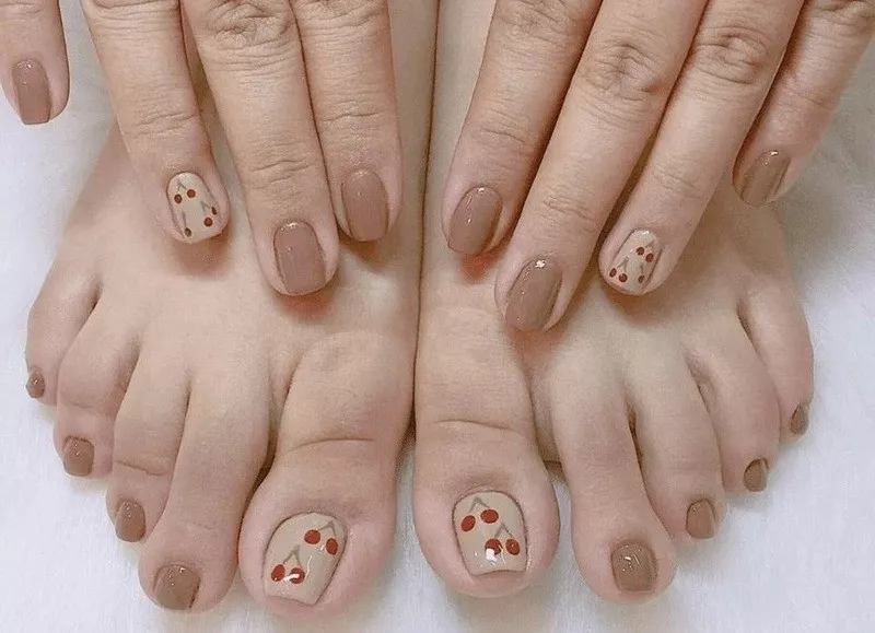 alt text: Mẫu nail chân tông màu pastel