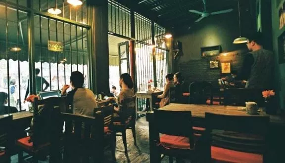Alt text: Quán cafe phong cách retro