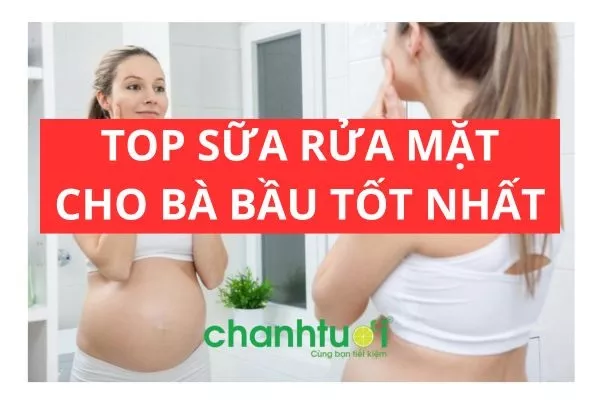 Bà bầu đang rửa mặt