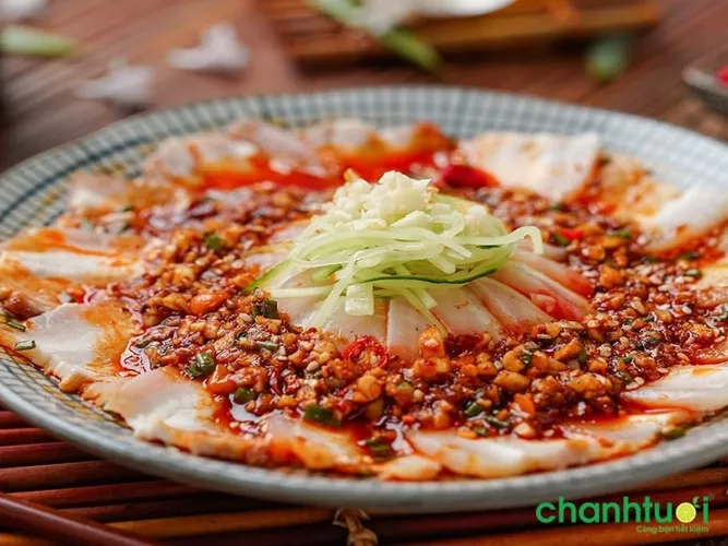 Ba chỉ luộc sốt cay