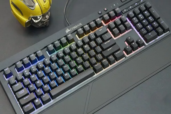 ban-phim-co-co-day-gaming-corsair-k68-rgb-den-050622-105421-1-1658394795