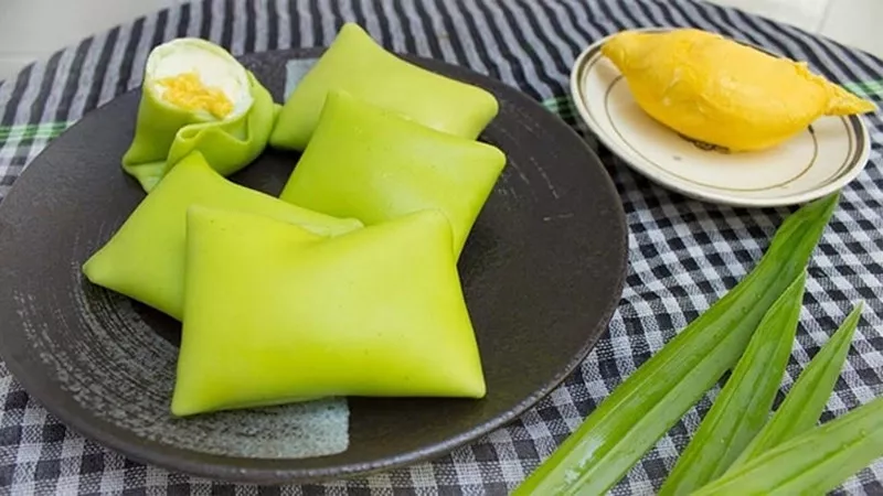 Bánh crepe lá dứa