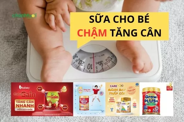 Bé đang được mẹ cho uống sữa