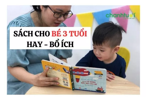 Bé đọc sách cùng mẹ