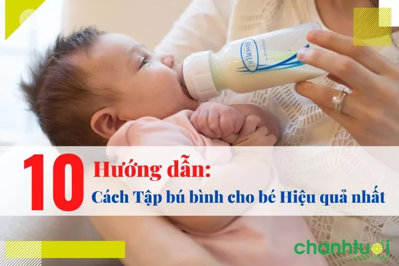 Bé tập bú bình