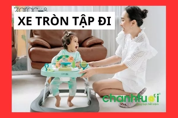 Bé tập đi với xe tròn