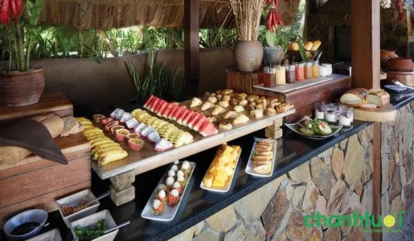 Buffet sáng tại Mia Resort Nha Trang