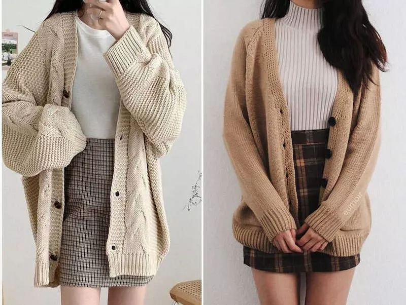 Chân váy kẻ và áo cardigan