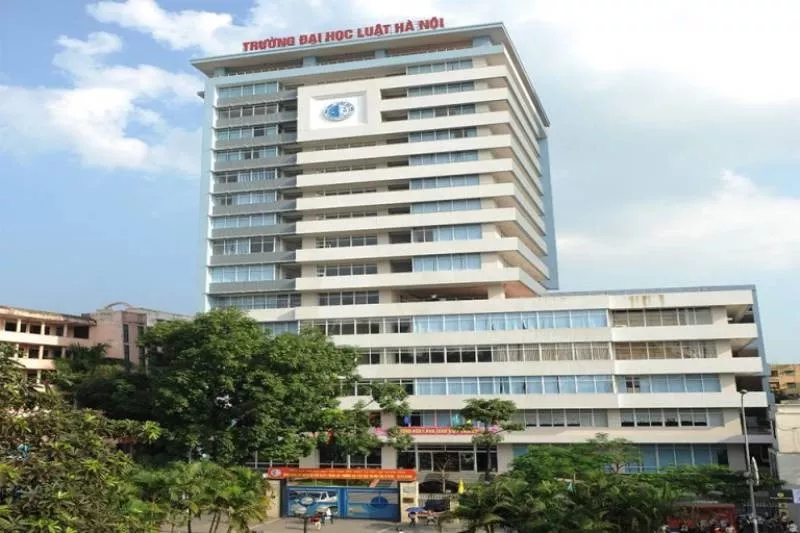 Đại học Luật Hà Nội