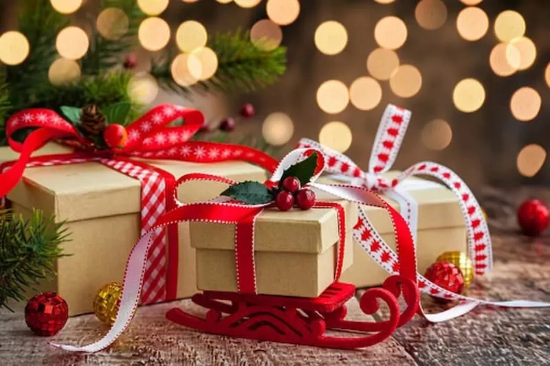 Gợi ý 10 ý tưởng tặng quà Noel cho bạn gái độc đáo