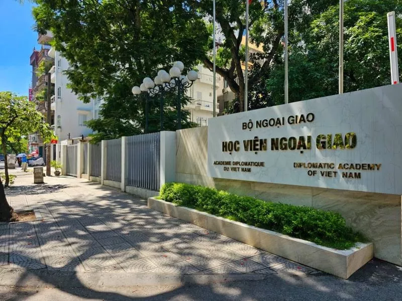 Học viện Ngoại Giao