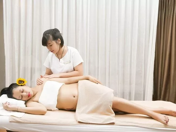 Massage cho bà bầu