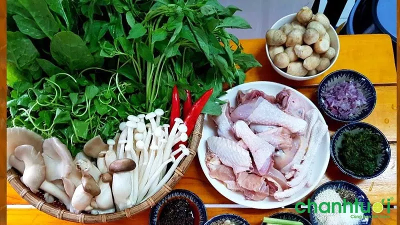 Nguyên liệu cho món lẩu gà lá é