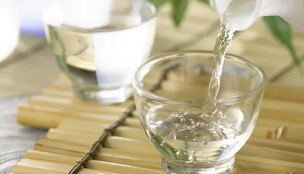Rán cá với rượu