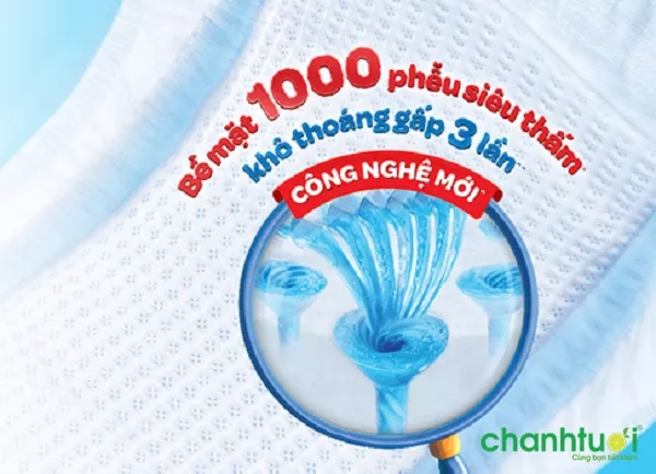 Review bỉm Huggies mang lại khả năng siêu thấm hút giúp bé luôn khô thoáng, sạch sẽ