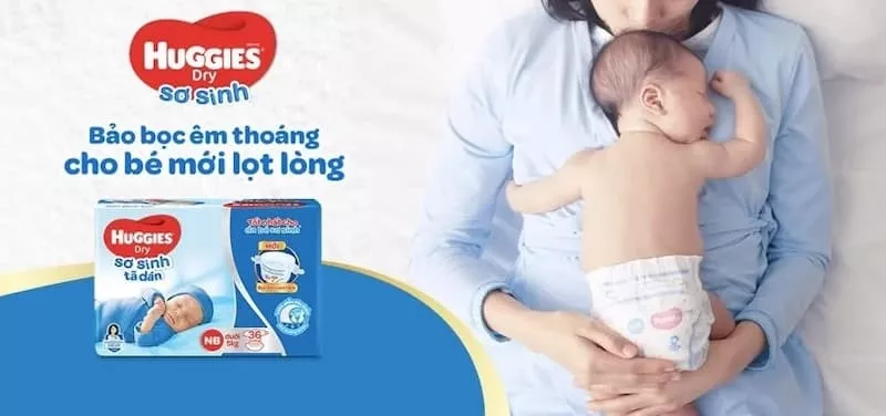 Review Bỉm Huggies với chất liệu bông êm mềm mại như vòng tay của mẹ.