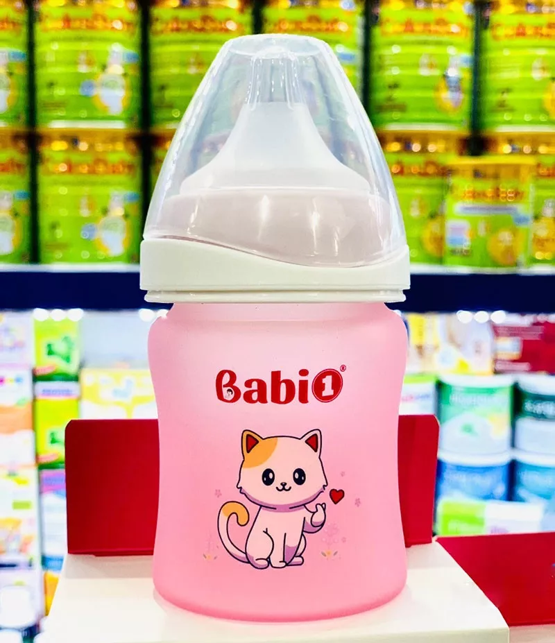 Review bình sữa Babi1