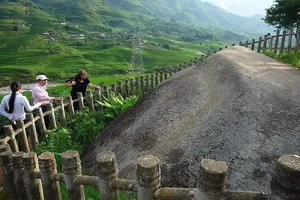 Thung lũng Mường Hoa