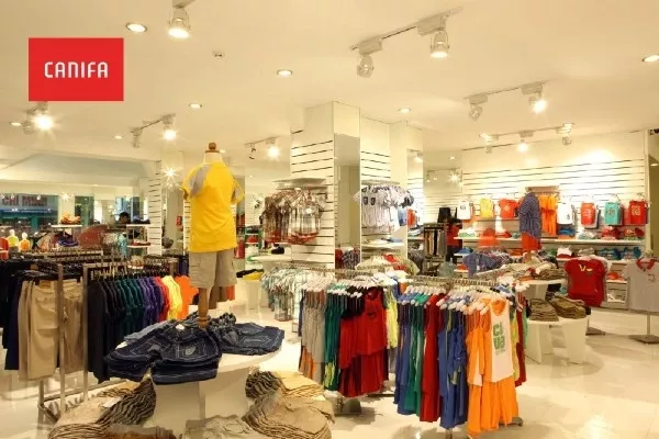 Các mẫu mã quần áo đa dạng tại Canifa