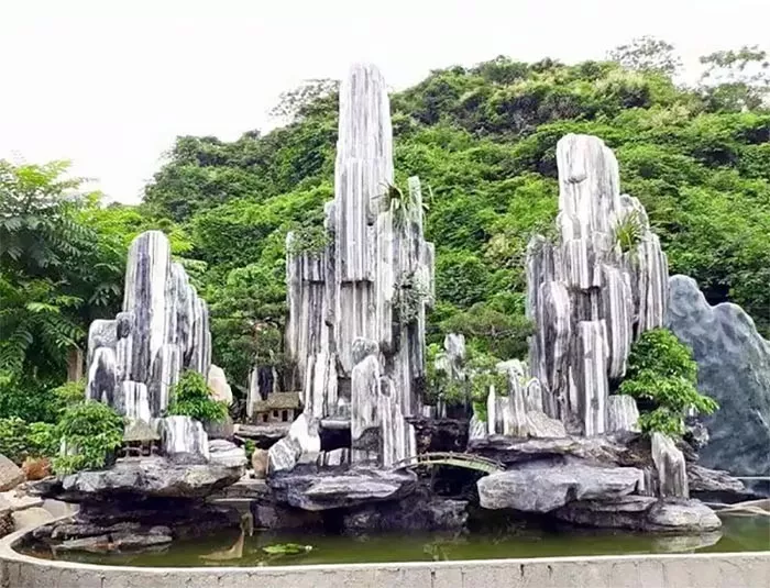 Hòn non bộ mệnh Hỏa