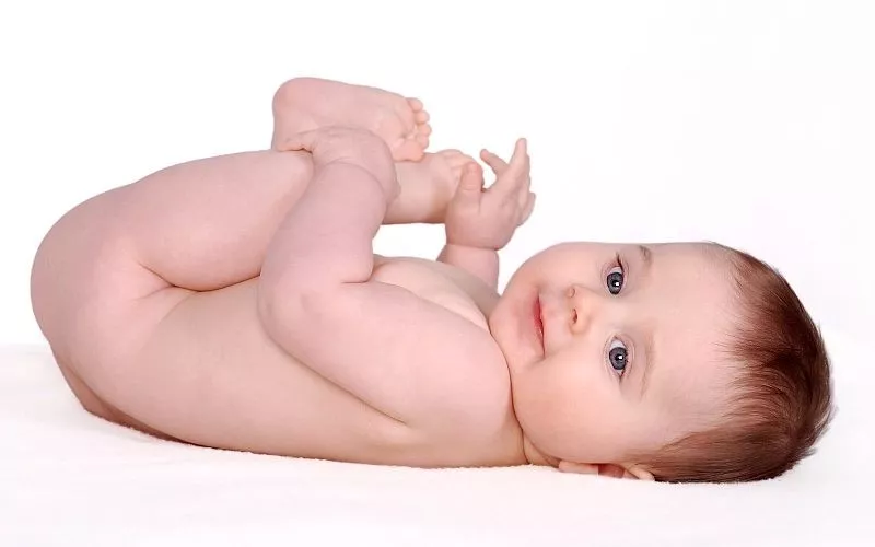 Sự phát triển của trẻ 2 tháng tuổi