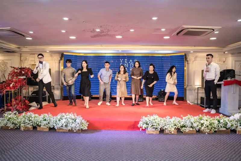 Trò chơi vui trong bữa tiệc